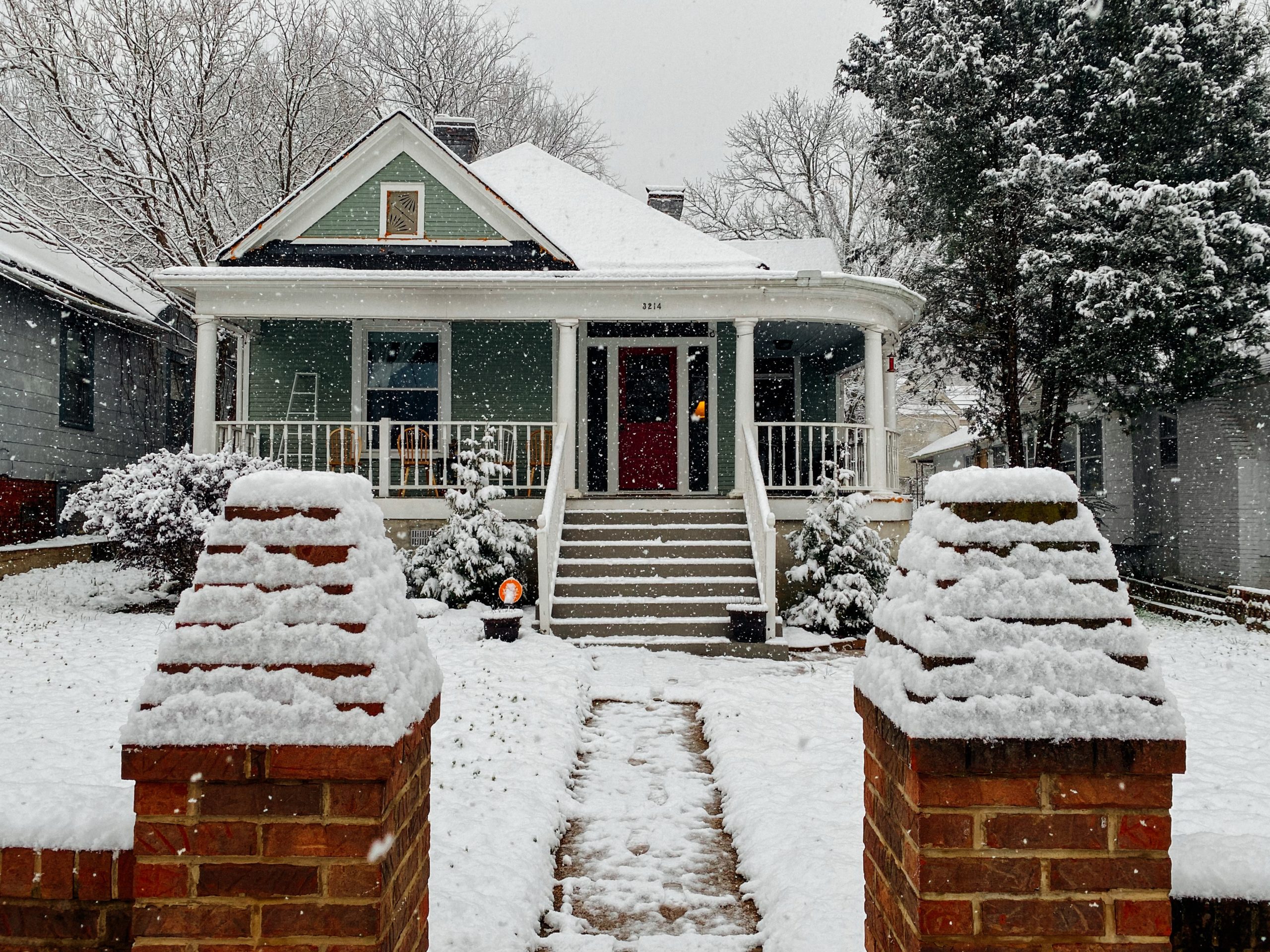 house buying in winter in the Hudson valley and Ulster county